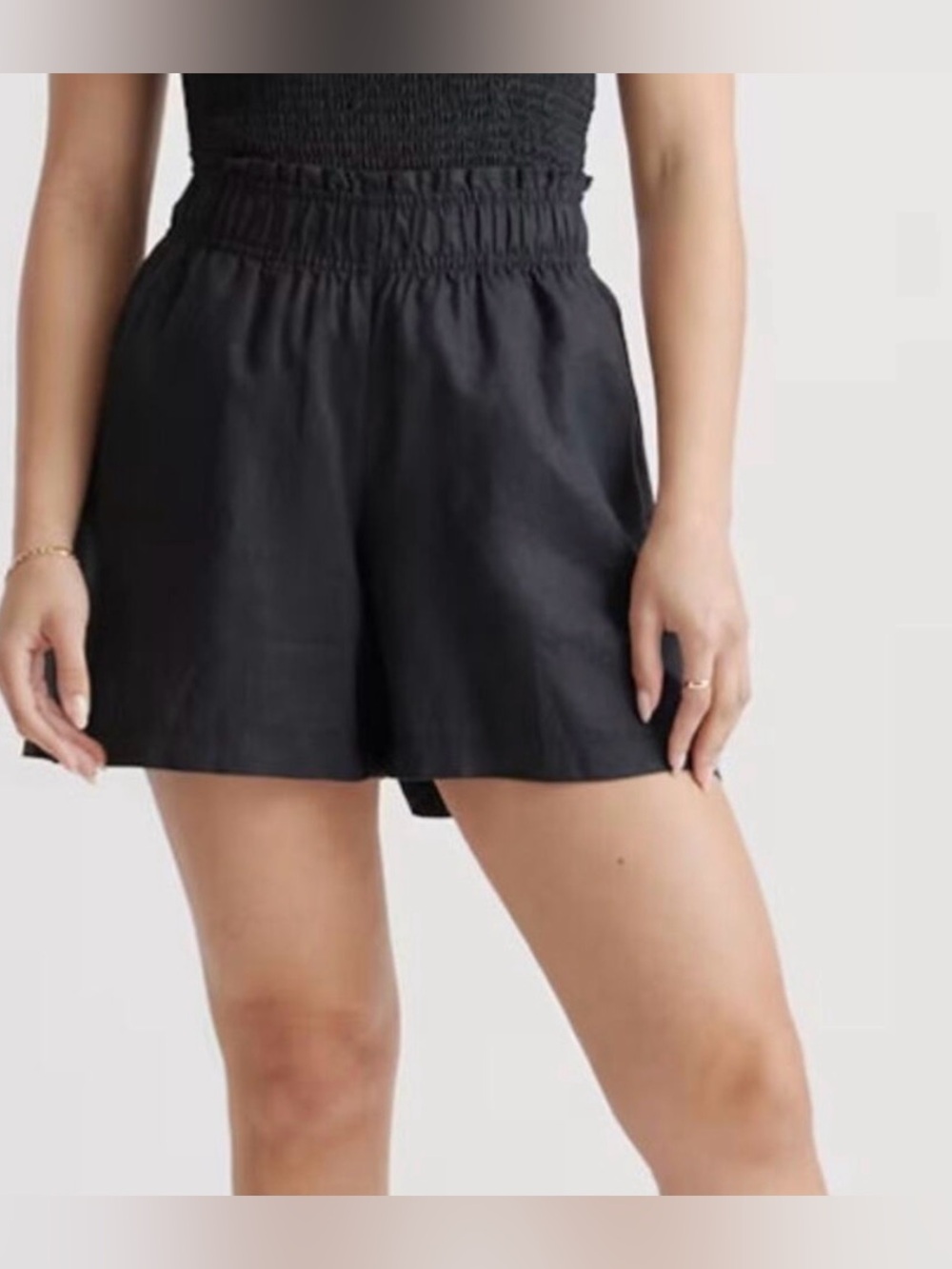 Quince 100% European Linen Pull On Shorts Black size medium resort wear comfy
